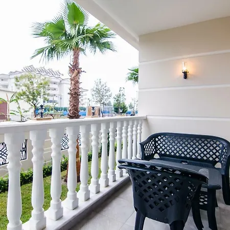 Apartament Towers D-3 *
