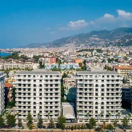 Apartament Towers D-3 *