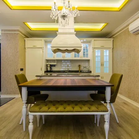 Apartament Towers D-3 *